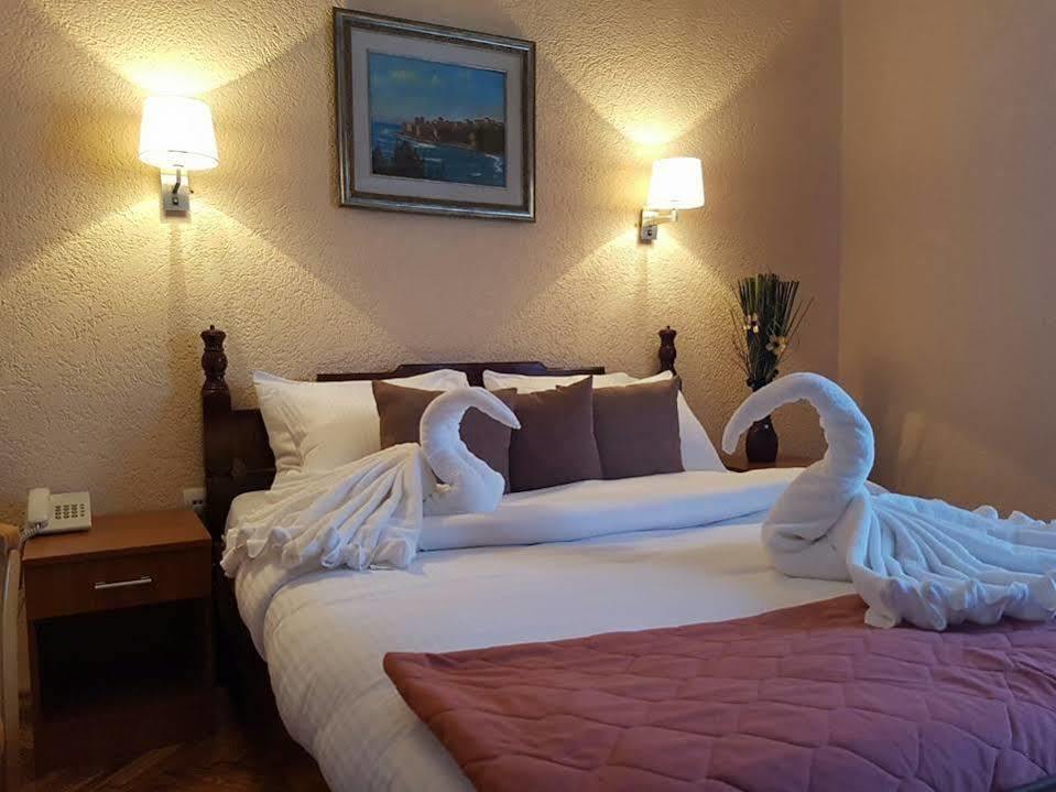 Hotel Ideal Podgorica Exterior photo